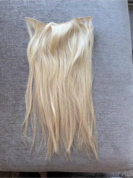 Other - Blonde Clip-In Hair Extensions - Natural Light Blonde